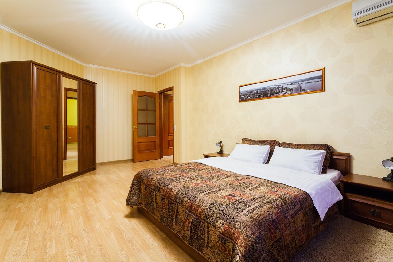 Apartment In Complex Korona On Knyazhyi Zaton 21 Киев Екстериор снимка