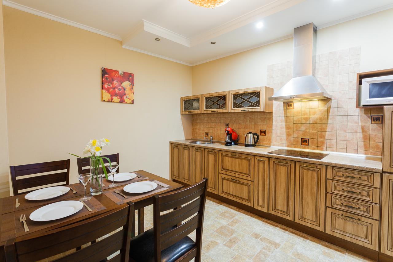 Apartment In Complex Korona On Knyazhyi Zaton 21 Киев Екстериор снимка