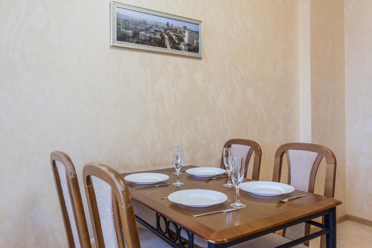 Apartment In Complex Korona On Knyazhyi Zaton 21 Киев Екстериор снимка
